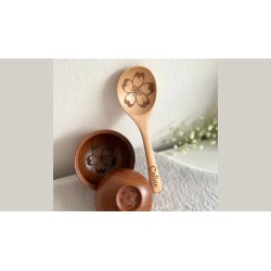 Personalized Wooden Miso Soup or Rice Bowl and Spoon Set with Cherry Blossom Engraving – Custom Japanese-Inspired Kitchenware Gi