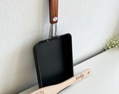 Tamagoyaki Pan Set: 13cm Nonstick Omelette Pan with Engraved Spatula thumbnail 8