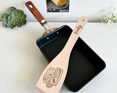 Tamagoyaki Pan Set: 13cm Nonstick Omelette Pan with Engraved Spatula thumbnail 1